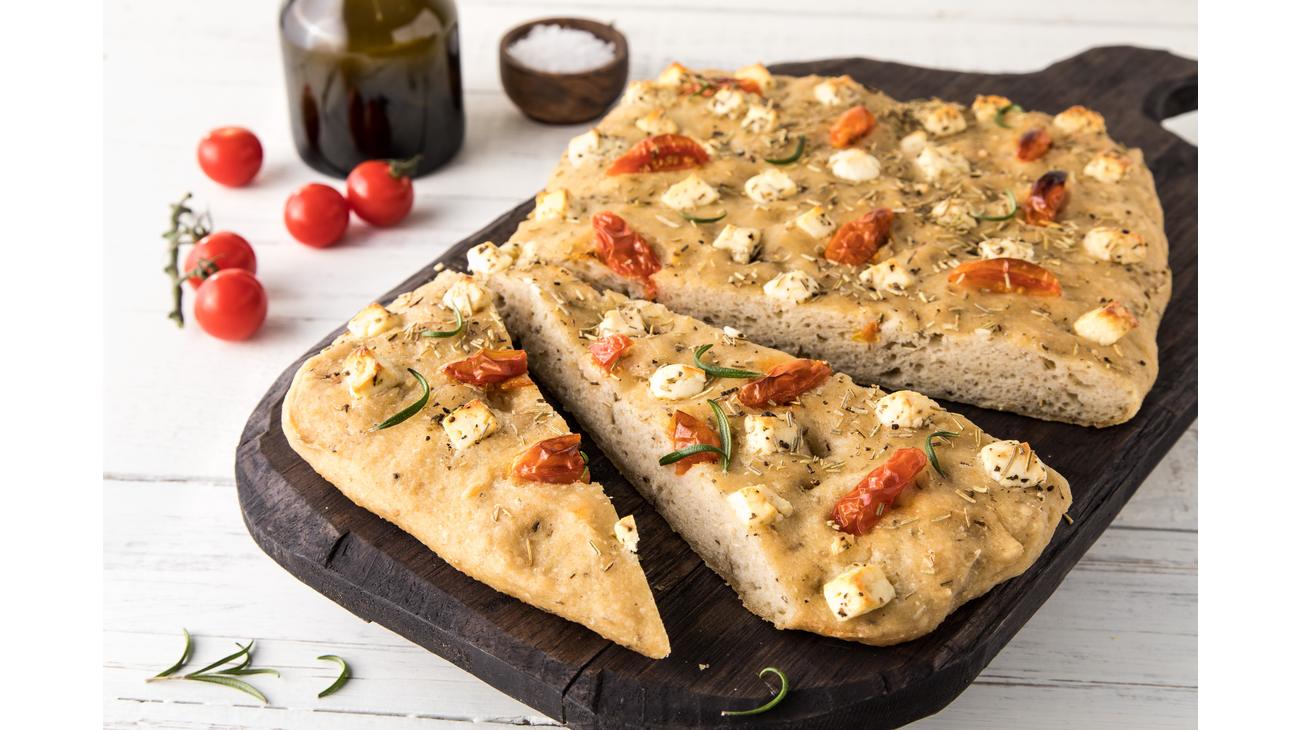 Focaccia med feta og urter, glutenfri