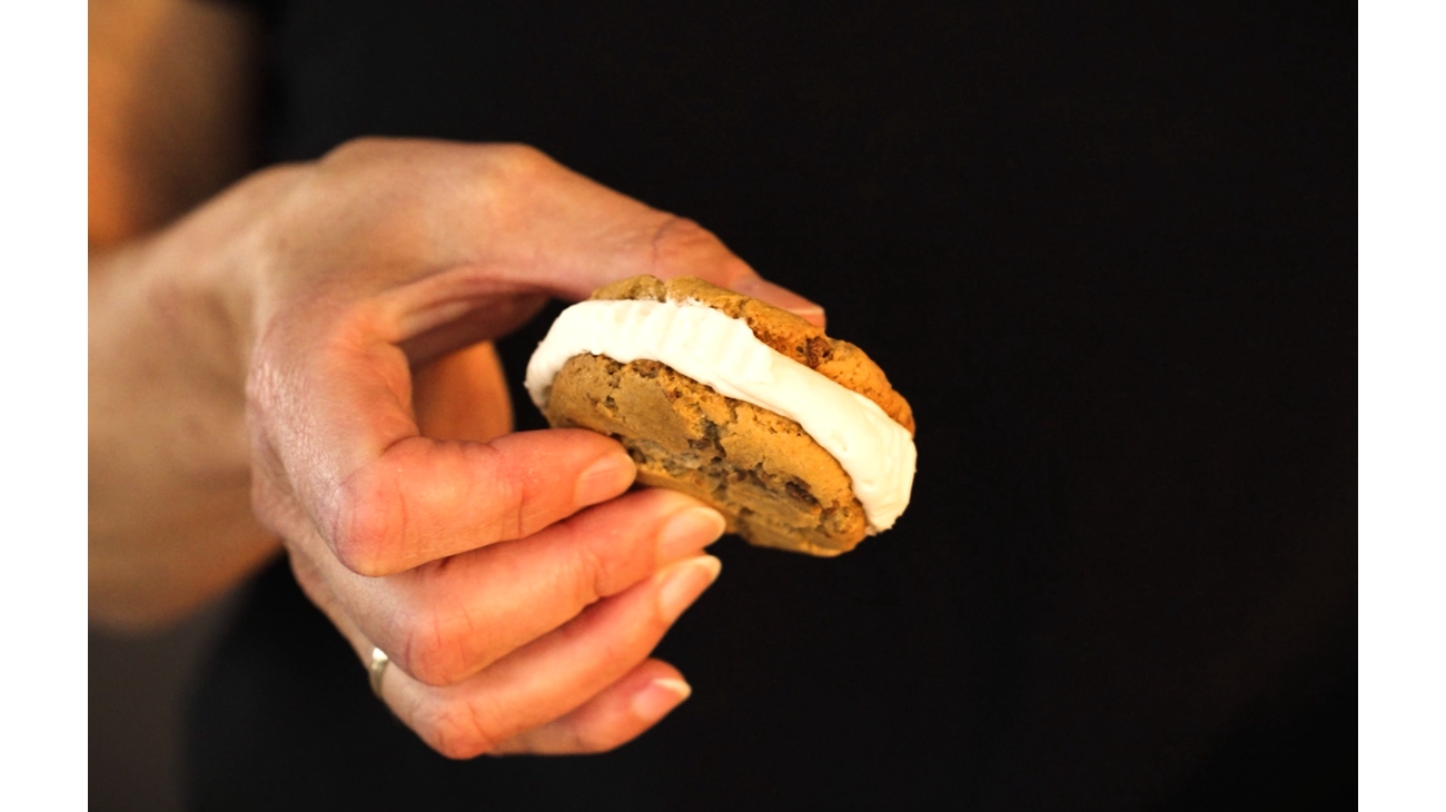 Cookie Sandwich Is